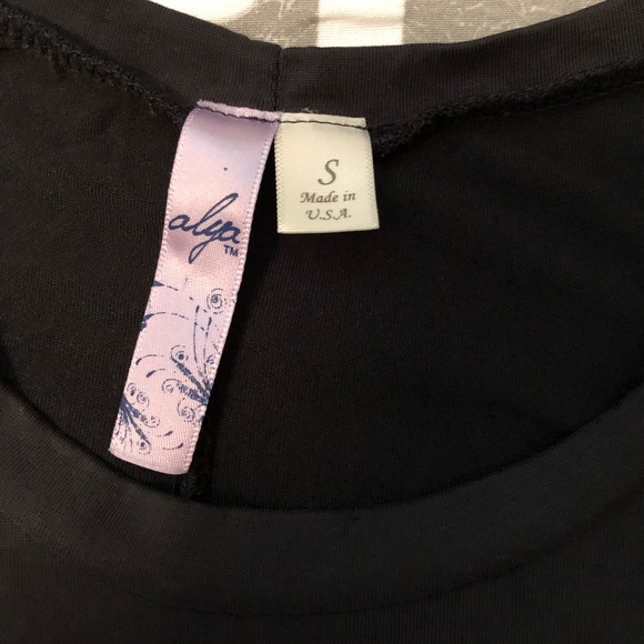 SOLD Alya T Shirt Dress, from Francesca’s - Picture 2 of 3